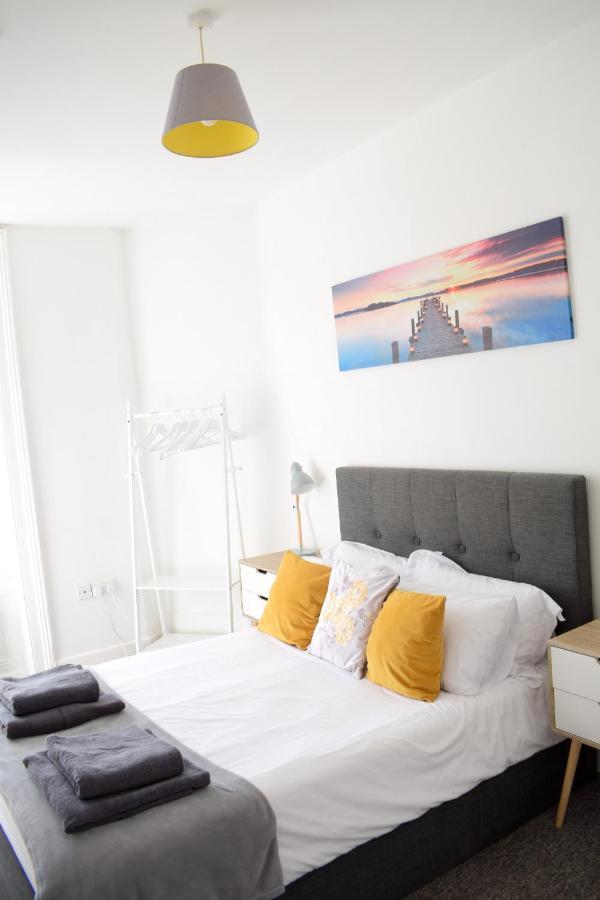 The Bay Beach Apartments Bournemouth Dış mekan fotoğraf